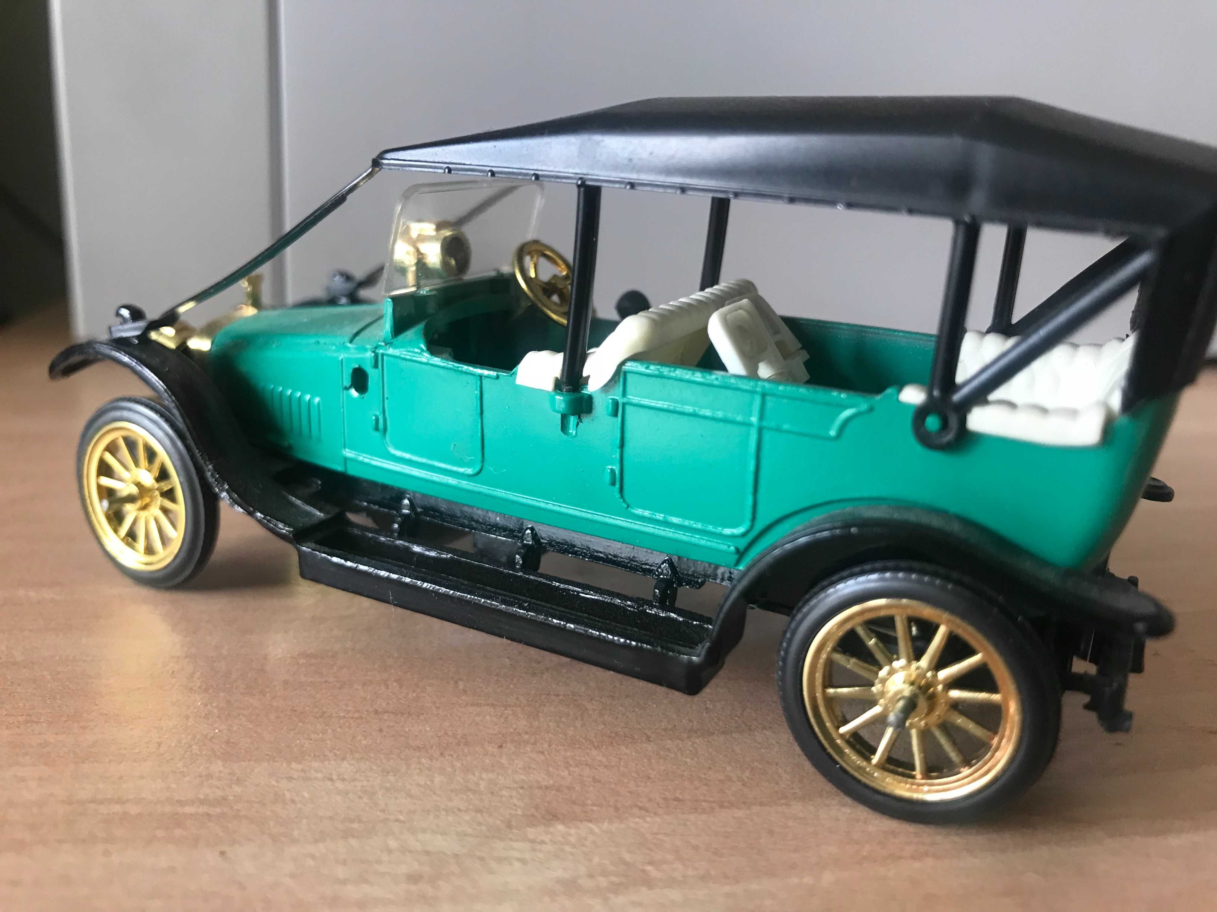 Модель машинка РУССО-БАЛТ 1:43 коллекционная ТУ1986