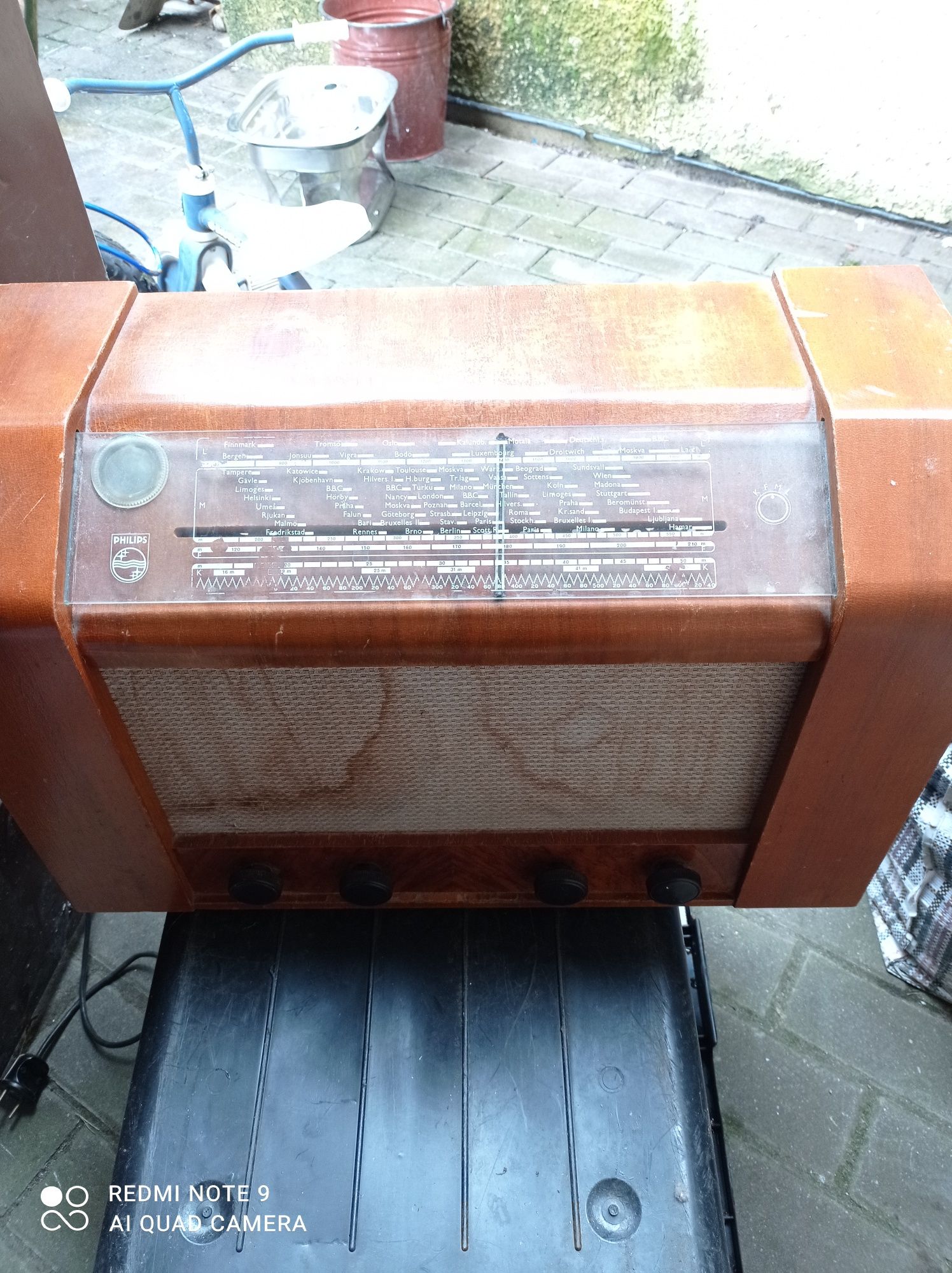 Stare radio Philips BN572A,radio lampowe