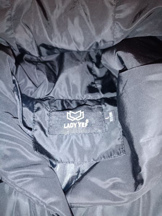 Жіноча курточка пальто