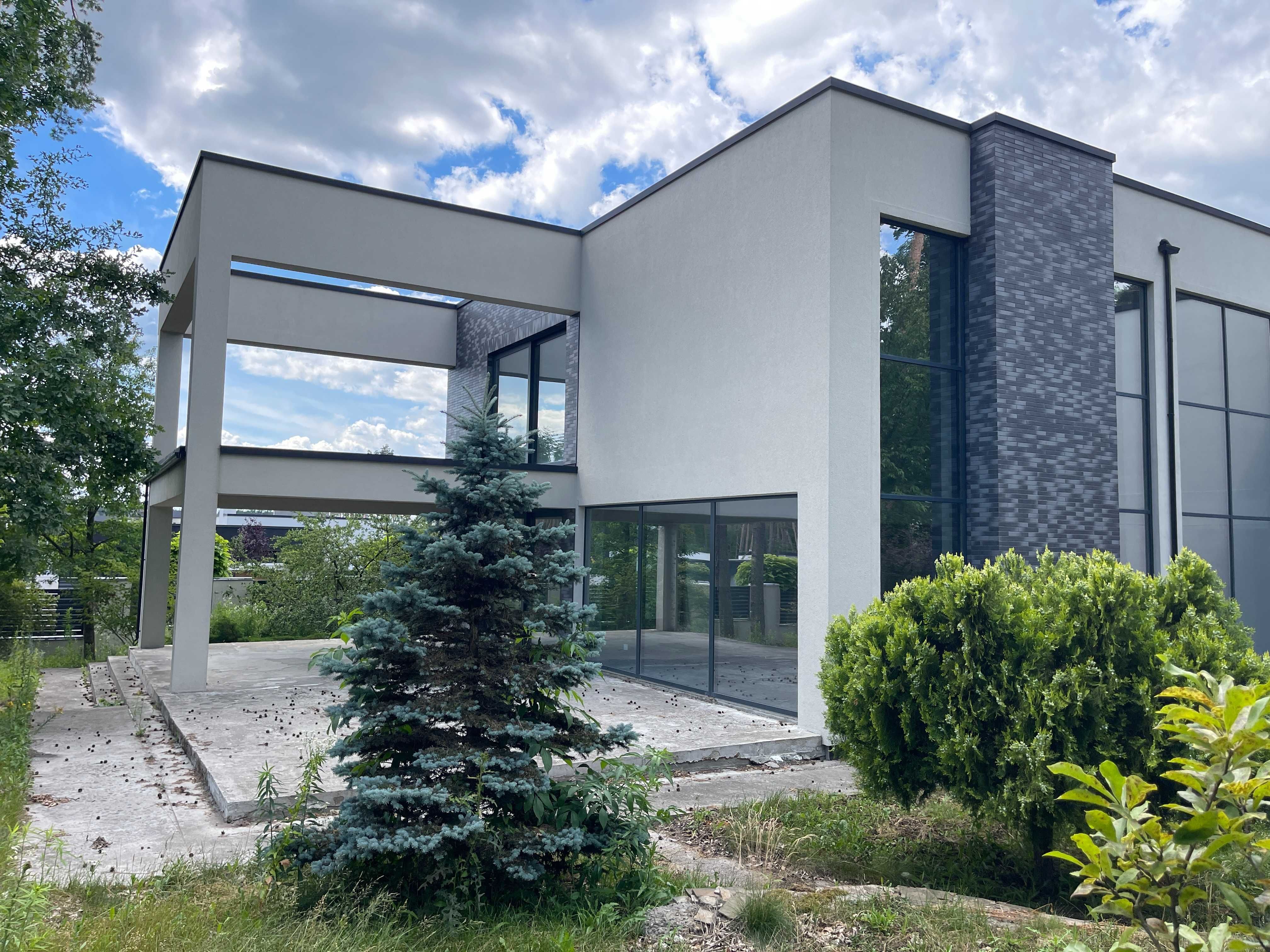 Продаж котеджу 445 м2 в елітному комплексі 7 км от Киева