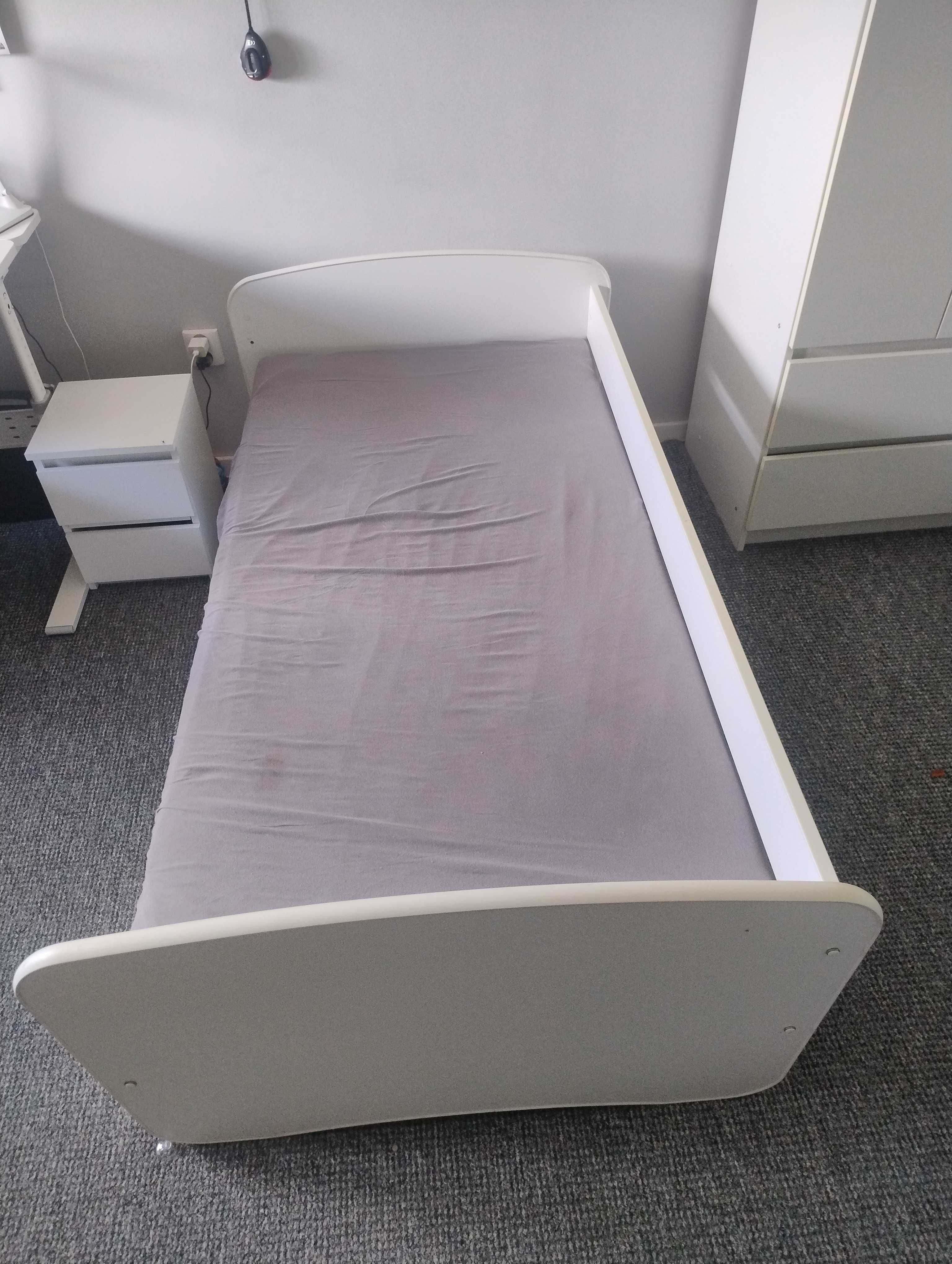 Sprzedam Łóżko młodzieżowe 160/80