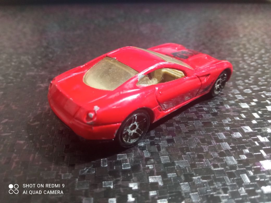 Ferrari 599 GTB hot wheels czerwone