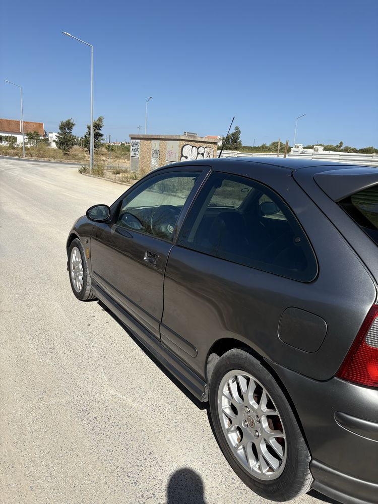 Carro Mg ZR 1.4 2004