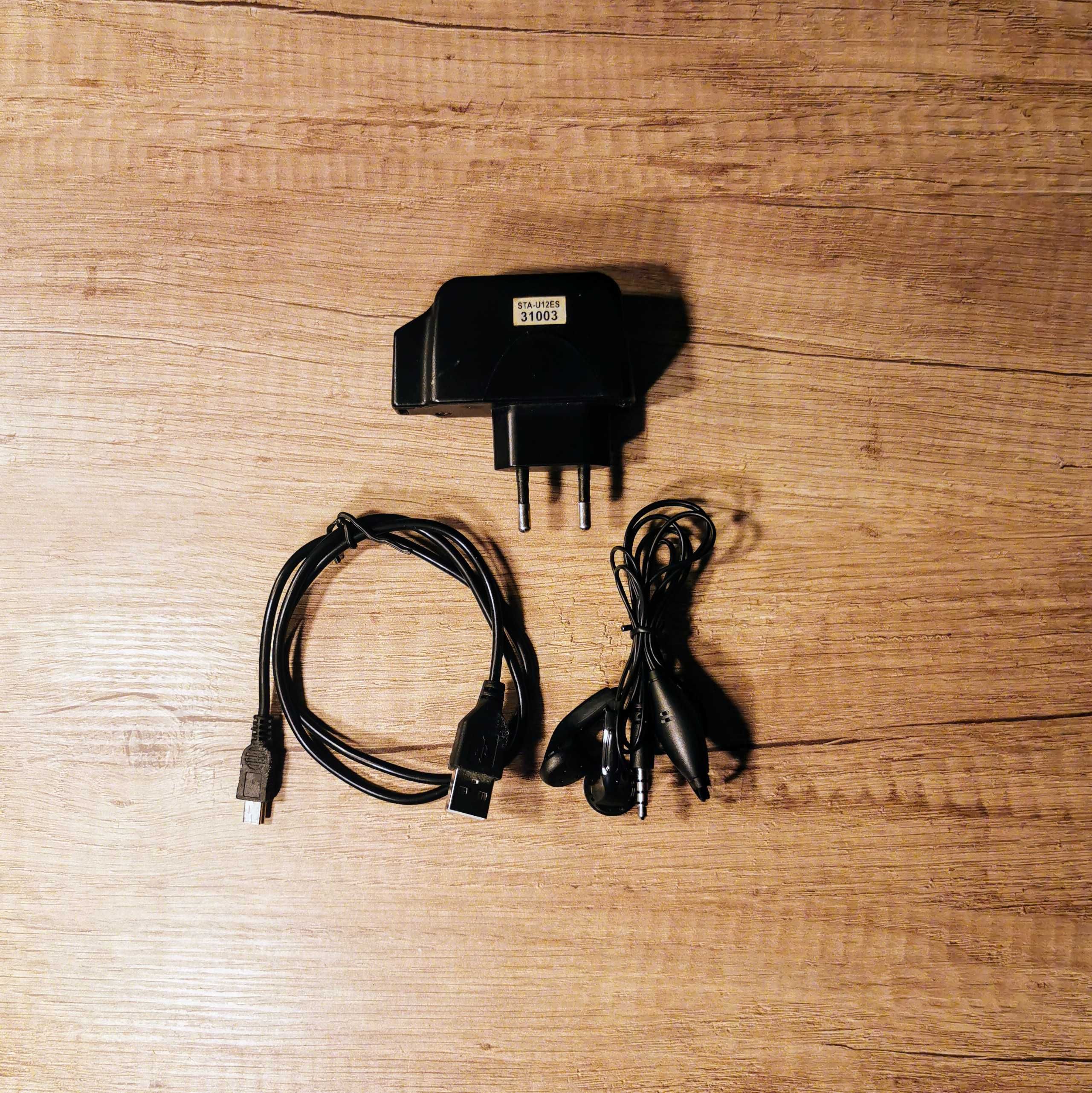 MaxCom MM136 - prosty i niezawodny telefon komórkowy