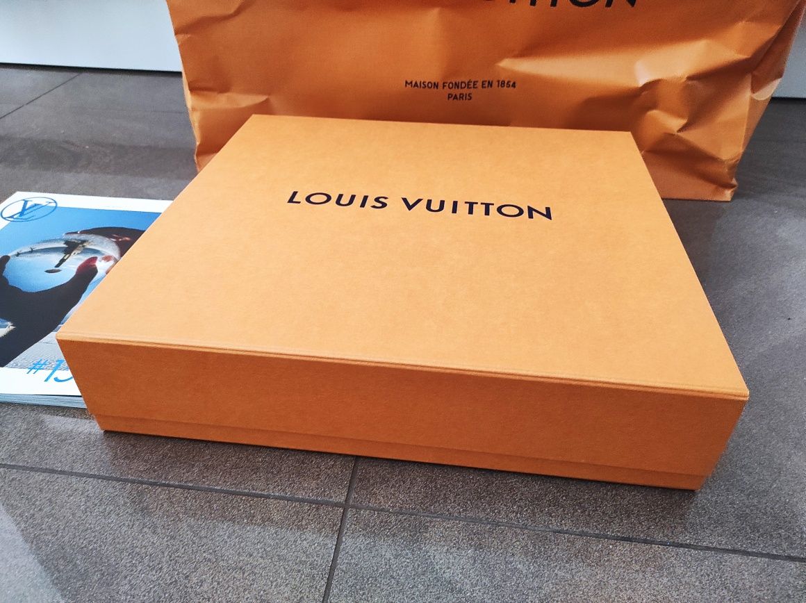 Louis Vuitton kartony 3x