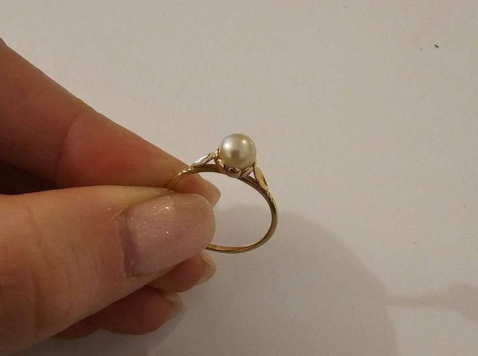 Złoty pierscionek proba 585