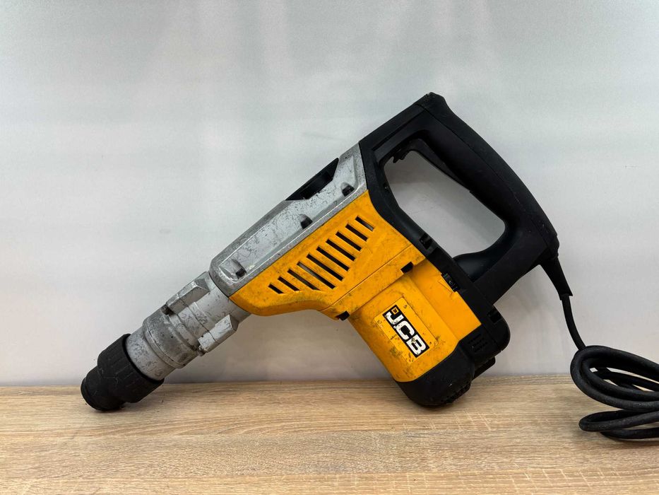 Młot wyburzeniowy JCB sds 1200w