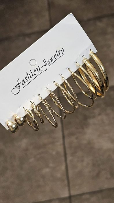 Zestaw kolczyków (cena za całość)