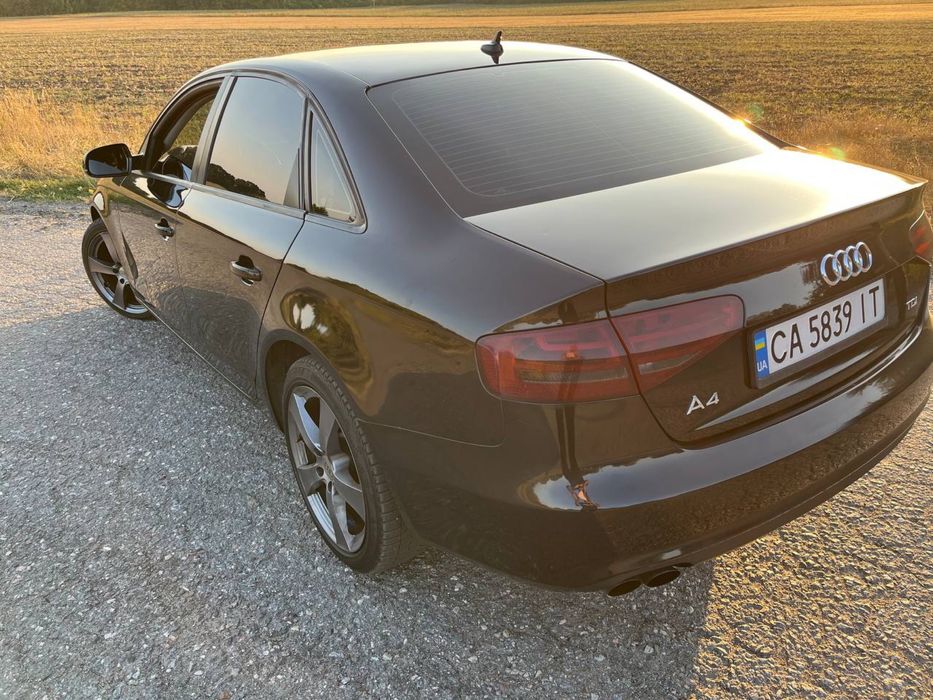 Продам авто Ауді а4 б8 2012 року