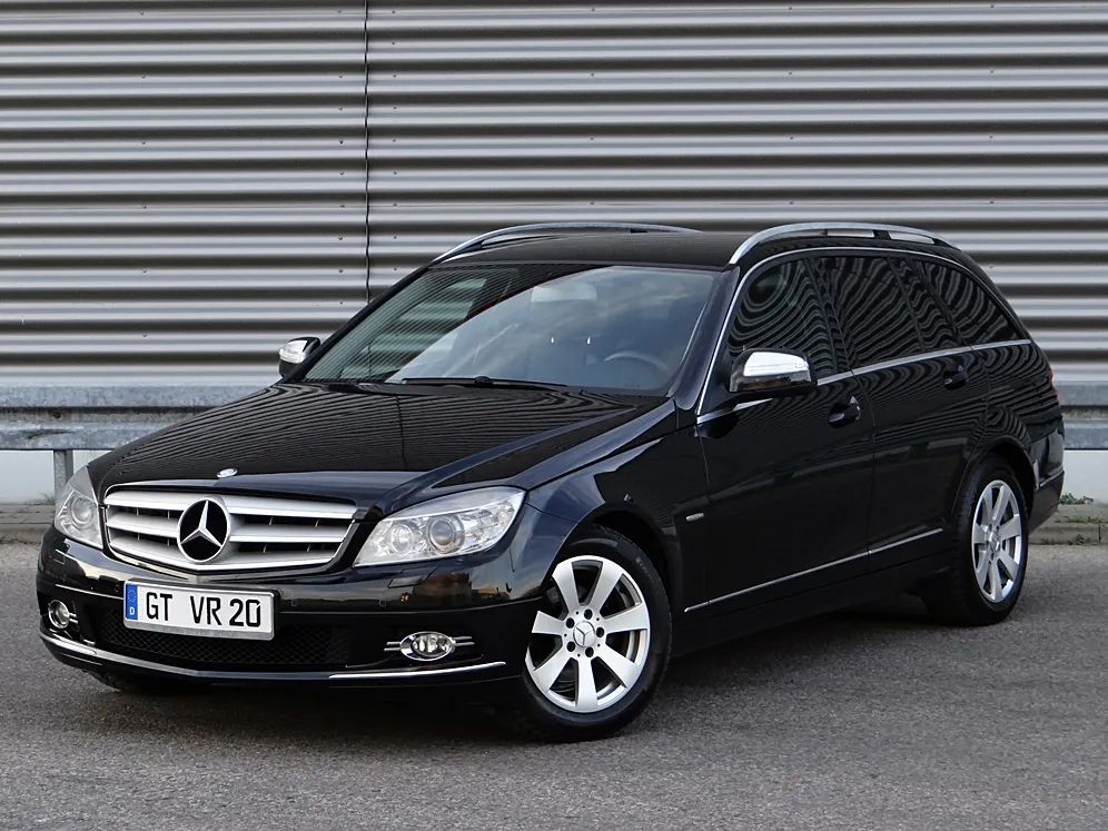 Mercedes-Benz Klasa C C180 KOMPRESSOR Automat 156KM AVANTGARDE Xenon Nawigacja Pół Skóry PDC