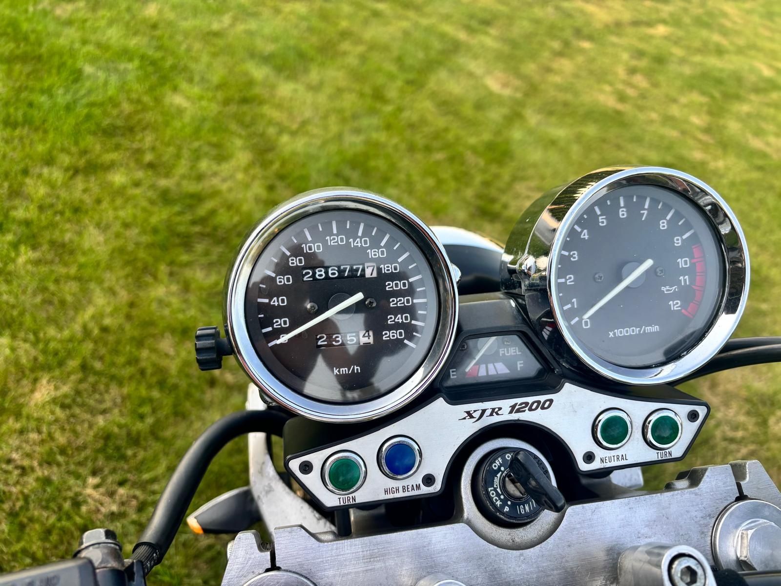Yamaha XJR .Tylko 28 tys km  b. ladna