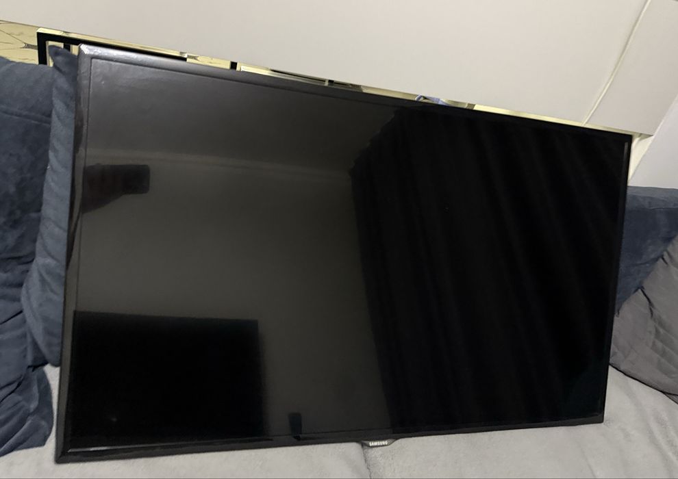 Телевізор Samsung UE42F5300AK