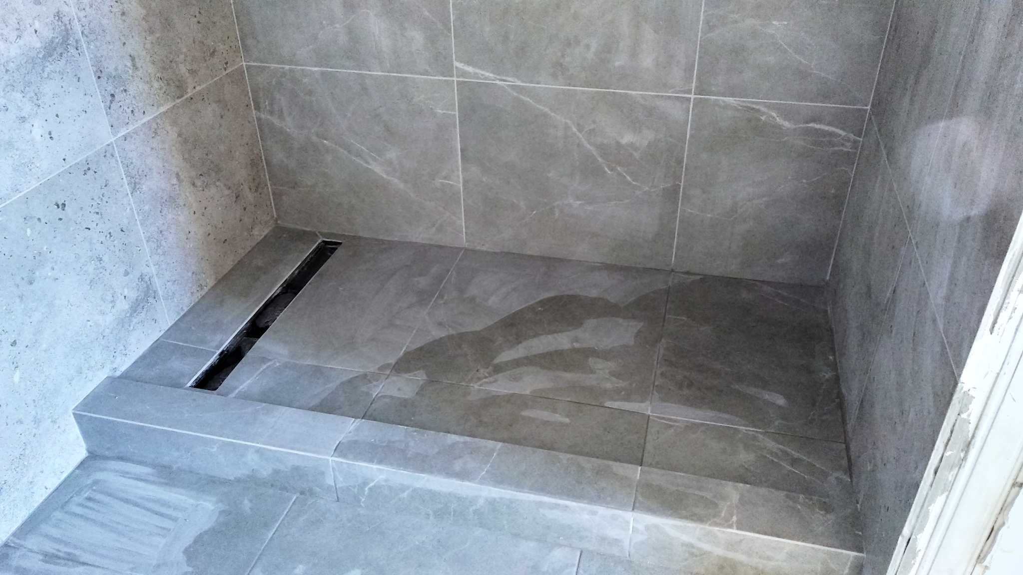 Укладка кафеля ванная комната душевая поддон керамическая плитка Днепр