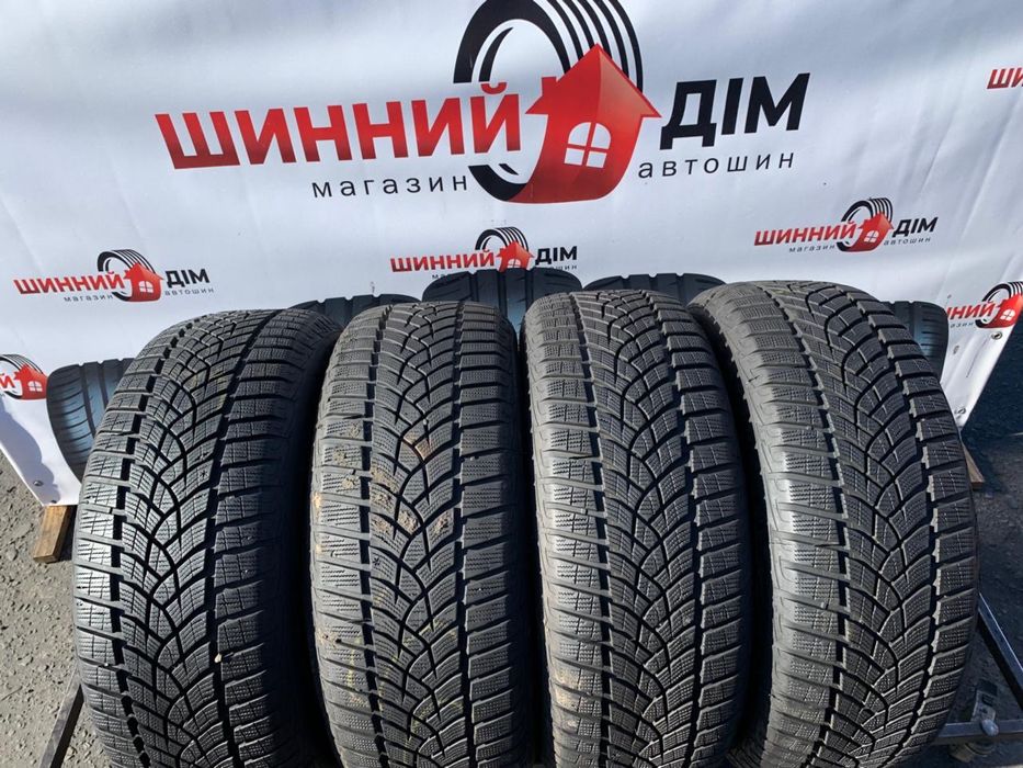 Шини 225/55 R17 пара Goodyear 2022p зима 8/6,7мм