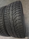 2шт. R17 225 45 шини зимові Hankook Winter I*cept IZ2