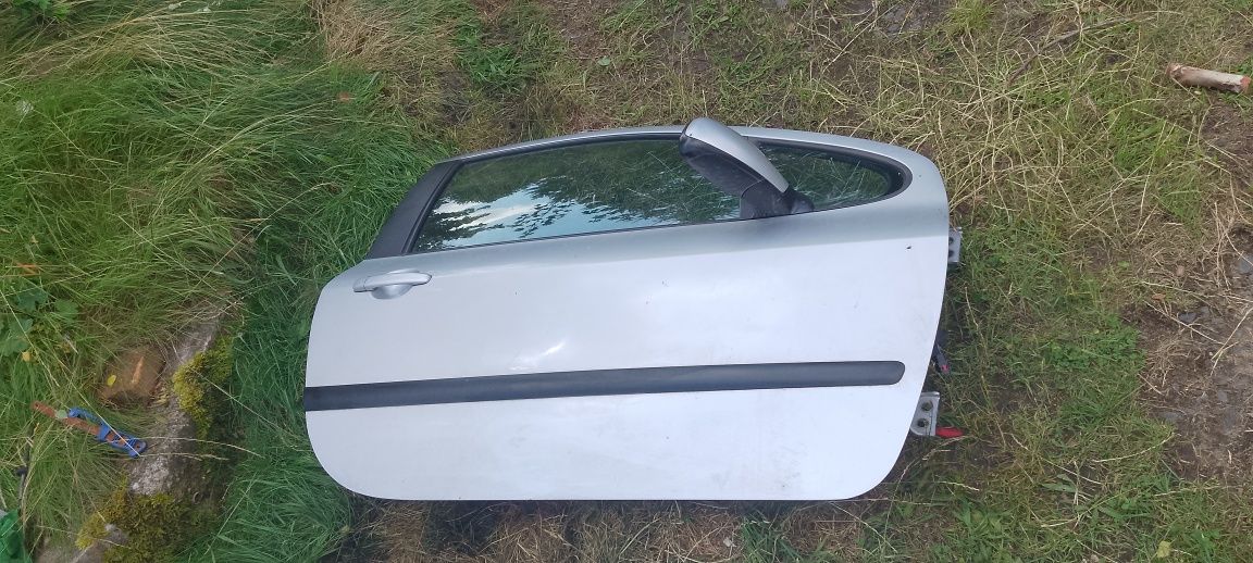 Drzwi peugeot 307 prawe lewe srebrny