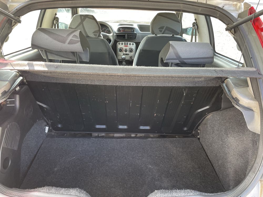 Fiat Punto 1.2 8v versão Sound 178.500km