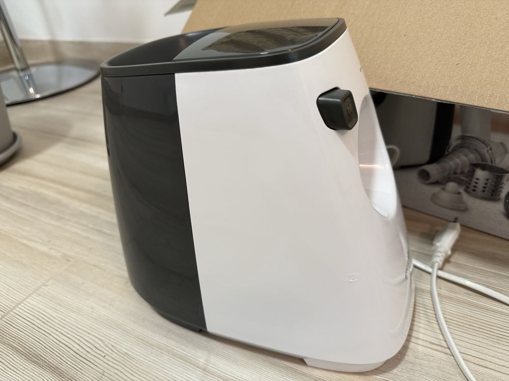 Мясорубка PHILIPS Daily Collection HR2714/30
