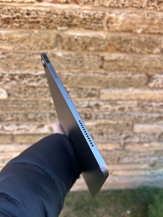 iPad air 4 64gb space gray