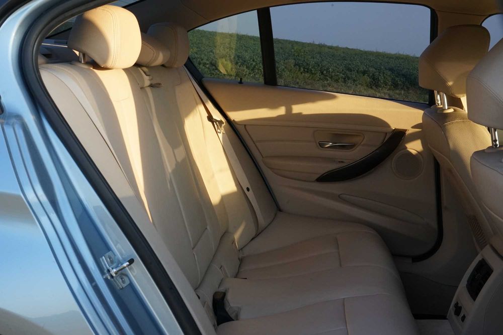 BMW 3  F30 328i Modern
