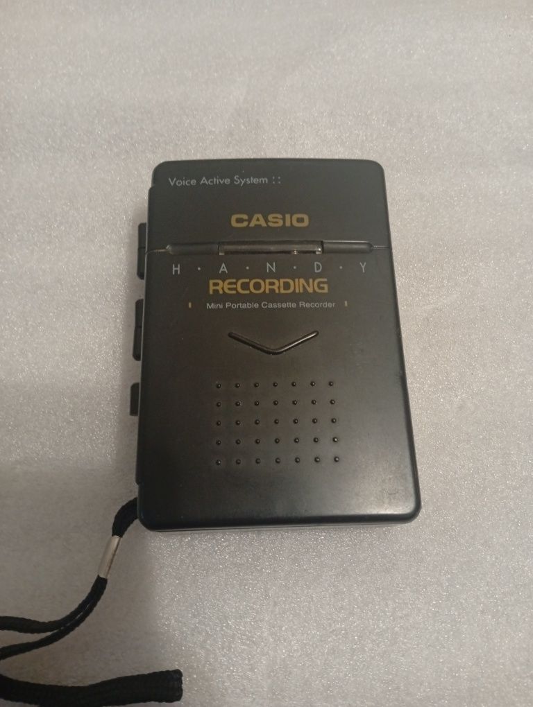 Касетні плеери Grundig  Casio