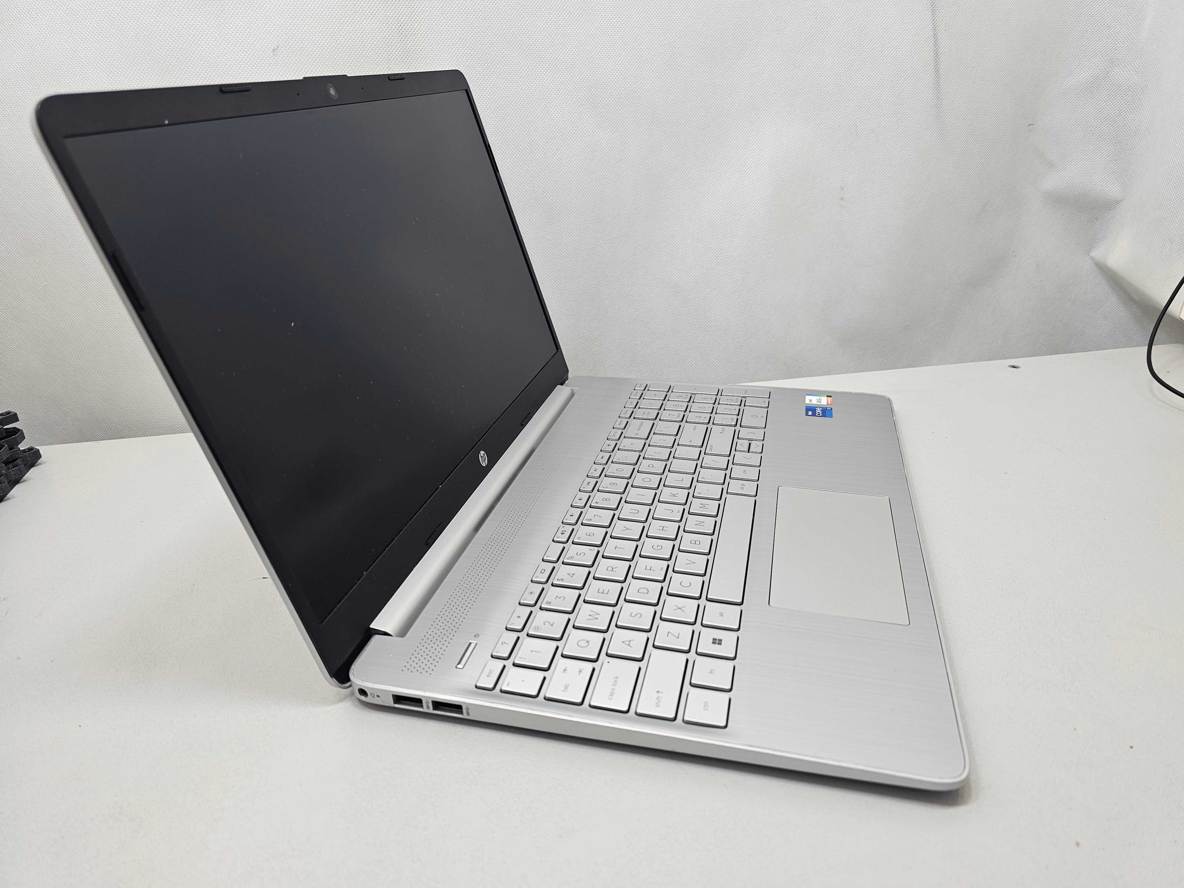 Laptop Dell Inspiron 15 i7 1255U 8GB 512SSD * Komis Madej Gorlice