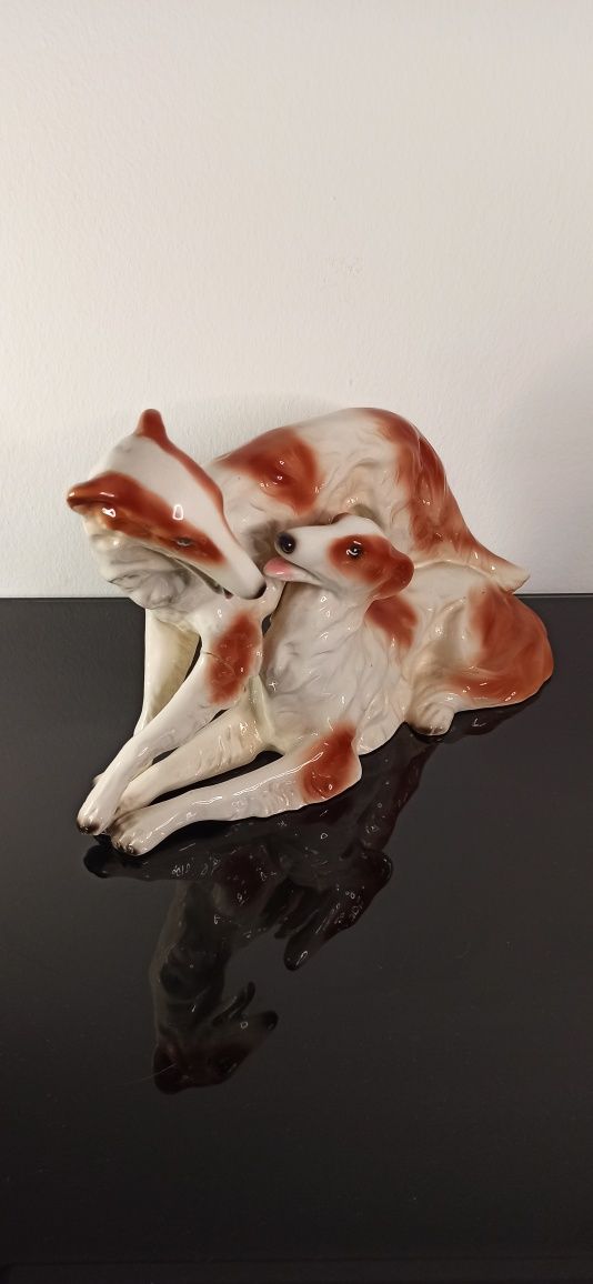 Porcelana TURYNGIA Figurka Psów BORSOJ Chart Rosyjski Borsoi 22x32 cm