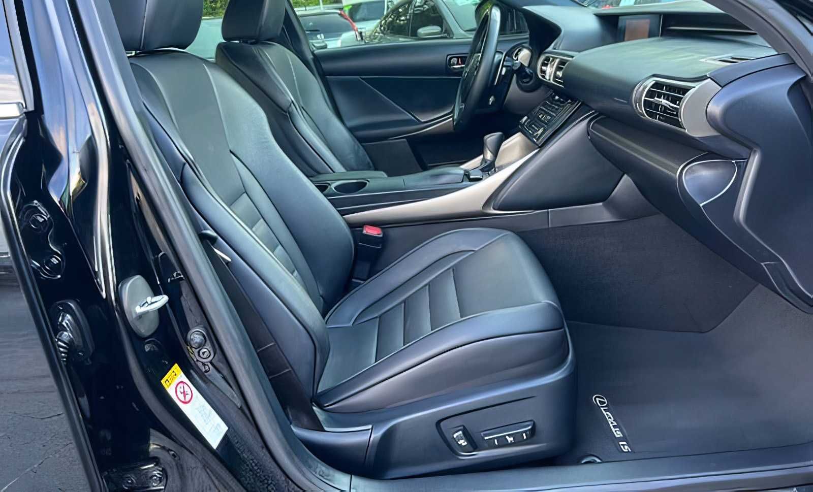 2015 Lexus IS 250