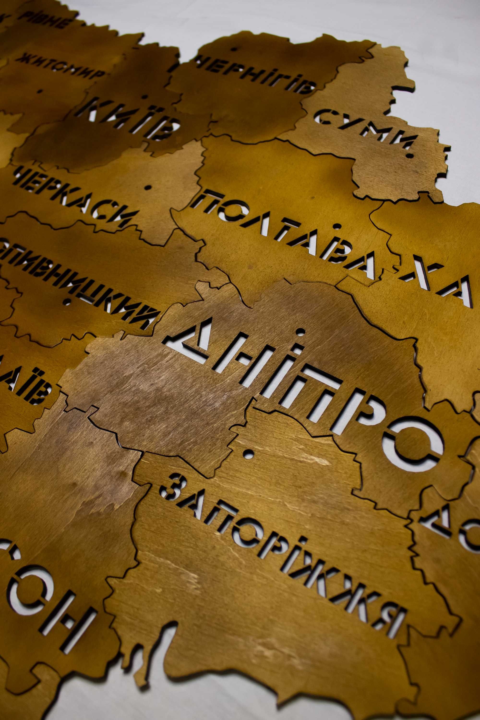 Деревянная карта Украины