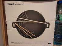 Wok z pokrywką i akcesoriami DUKA BJORN 30 cm czarny żeliwo 2,7l