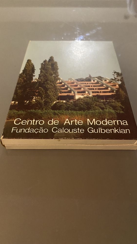 Carteira com 8 postais CAM Calouste Gulbenkian