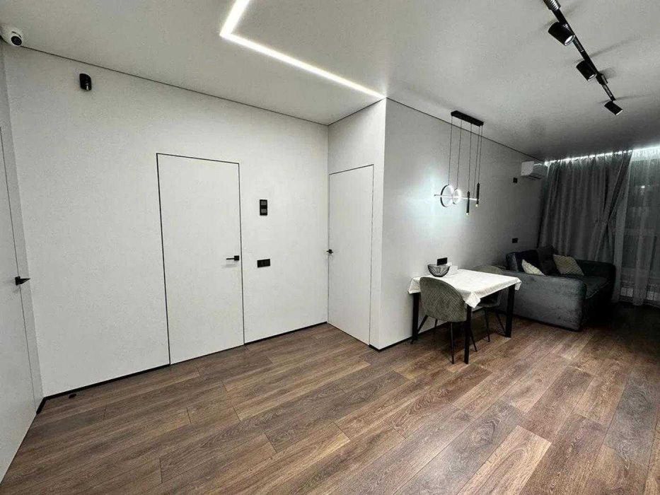 БЕЗ КОМІСІЇ! сучасна 2 кмнатна. ЦЕНТРАЛЬНИЙ парк