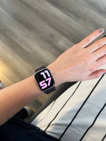 Оригінальний ремінець Apple Watch