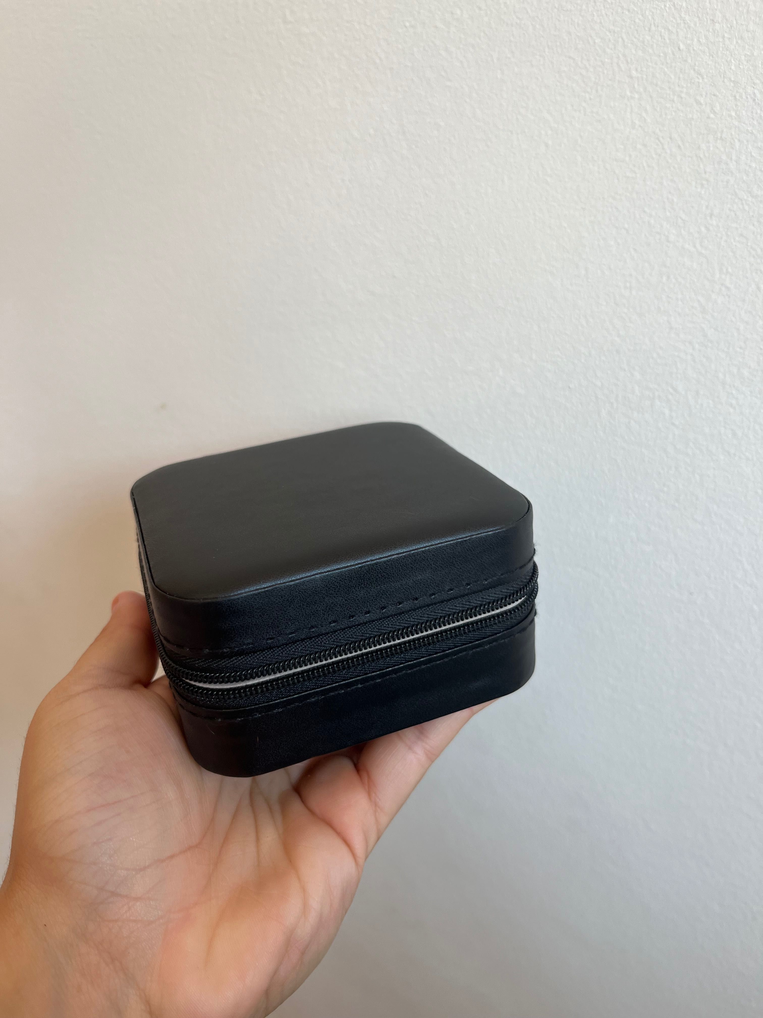 Porta jóias com jóias (11 peças)