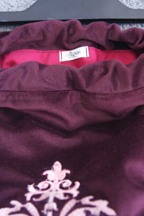 Workoplecak haftowany. Handmade Ostrich