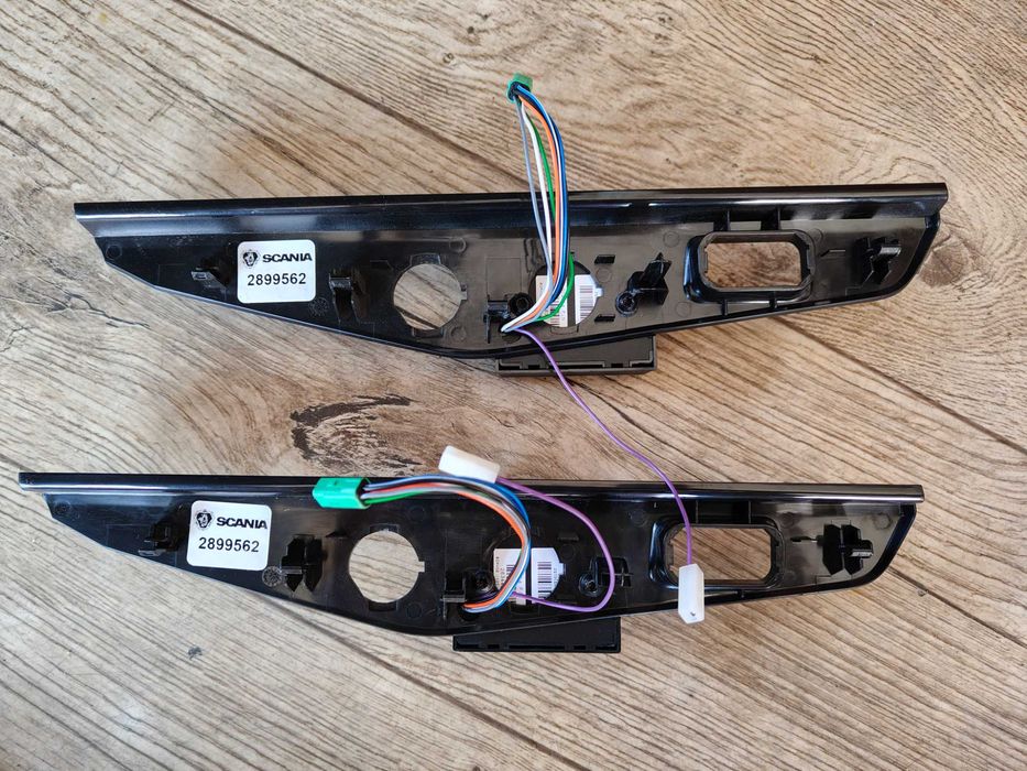 Przełącznik panel SOS SCANIA nowy i oryginalny