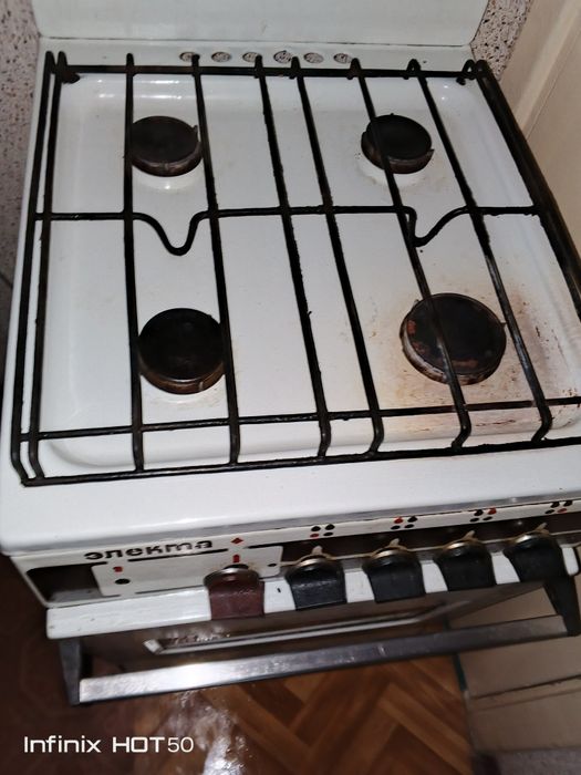 Продам газову плиту