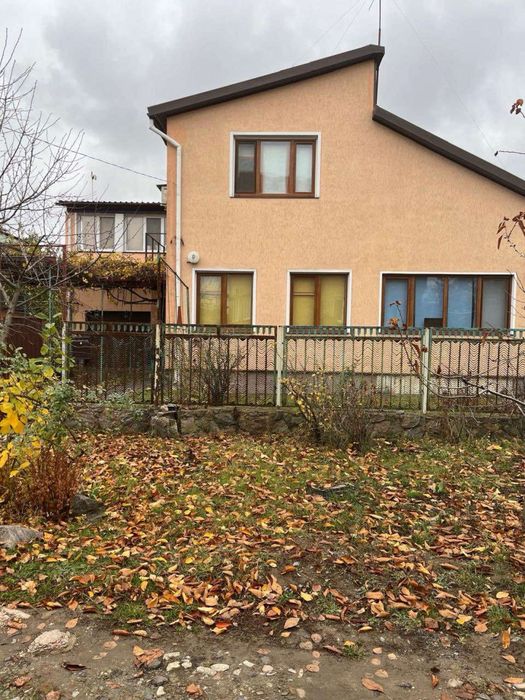 Продам будинок !