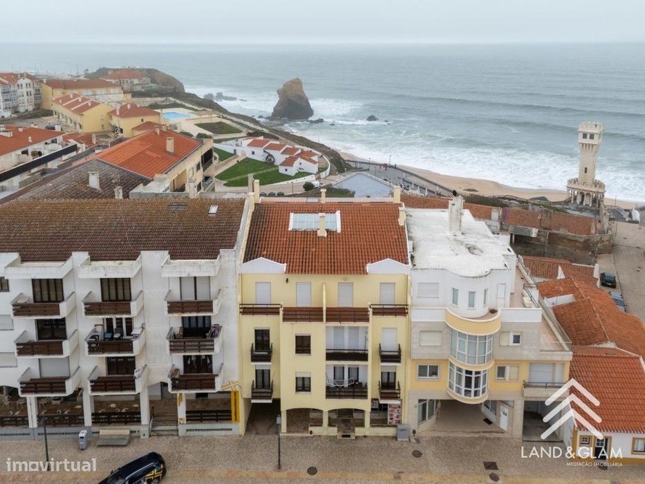 Exclusivo! Apartamento T2 com vista de mar, no centro de Santa Cruz