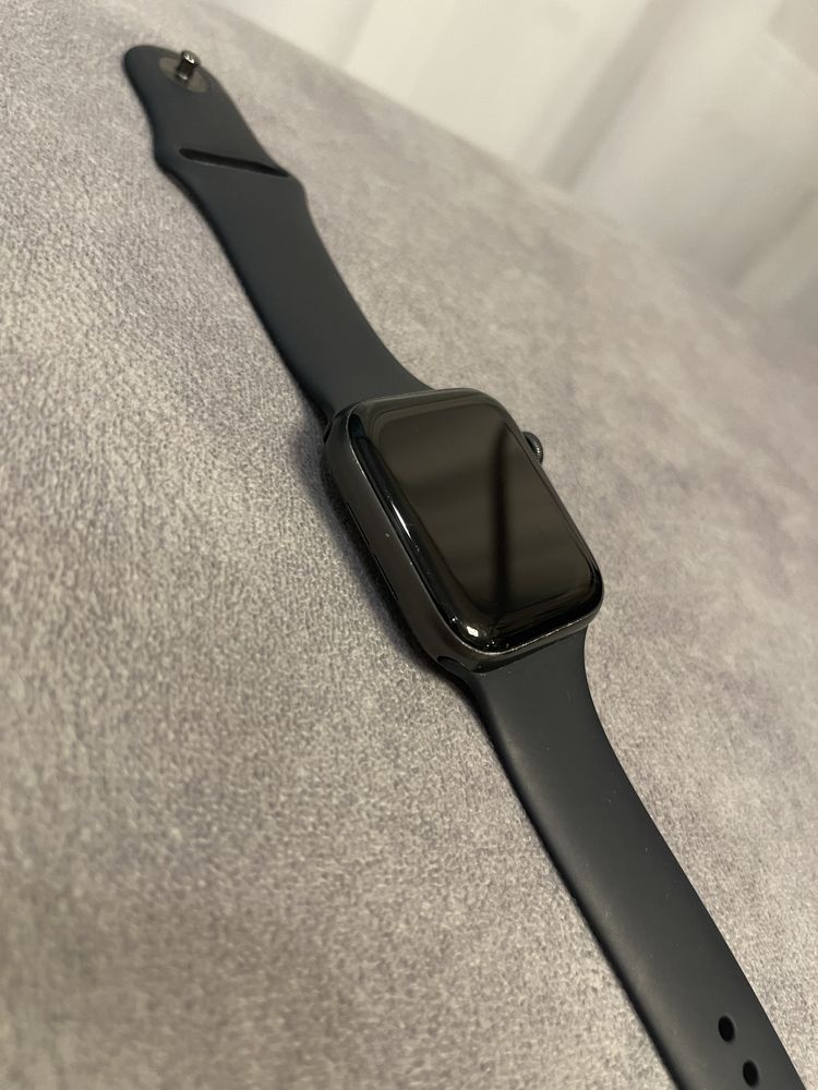 Продам apple watch
