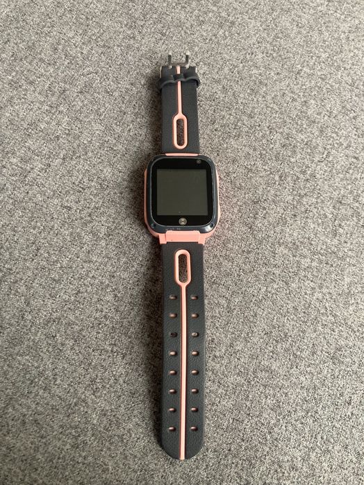 Smartwatch (różowy zegarek) dla dziewczynki
