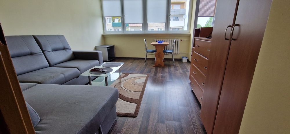 Wynajmę mieszkanie w centrum dwa pokoje.