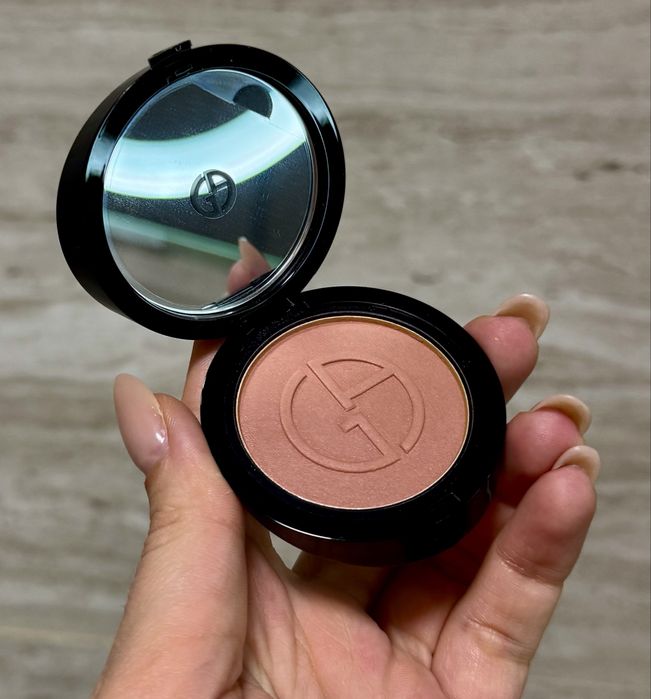 Румʼяна giorgio armani luminous silk glow blush 11 in love оригінал