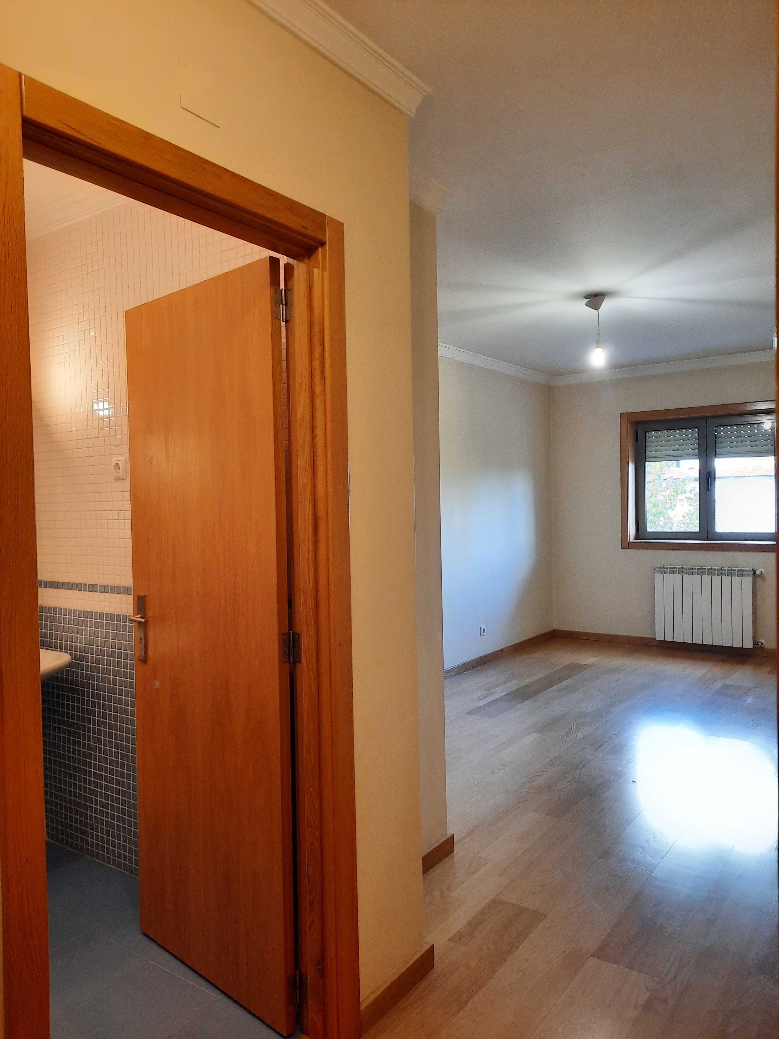 Excelente apartamento T3, em otima localização(rotunda dos touros)