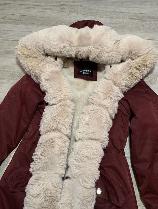 Парка для дівчинки xs