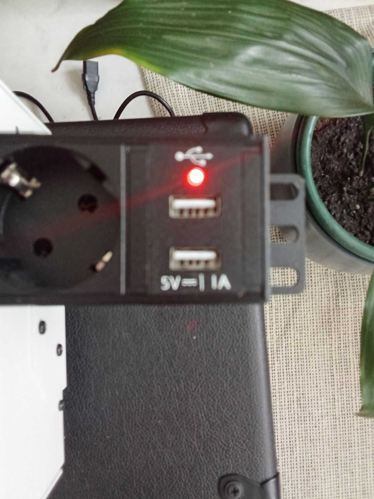 the t.racks Power 8 S USB