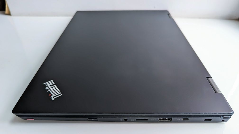 Ноутбук планшет трансформер Lenovo ThinkPad Yoga 380 i5-8350 8/256 SSD