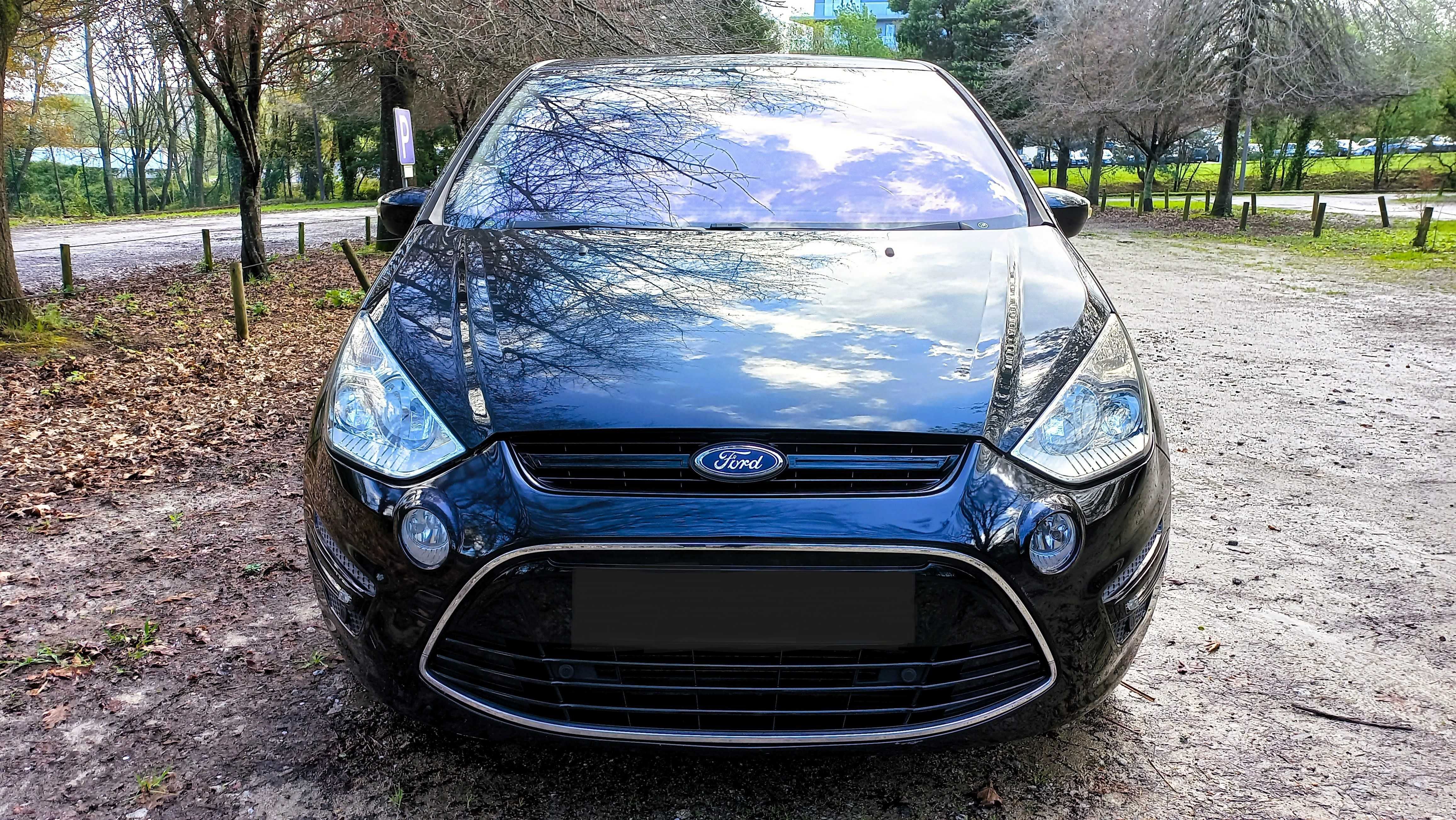 Ford S-Max Titanium