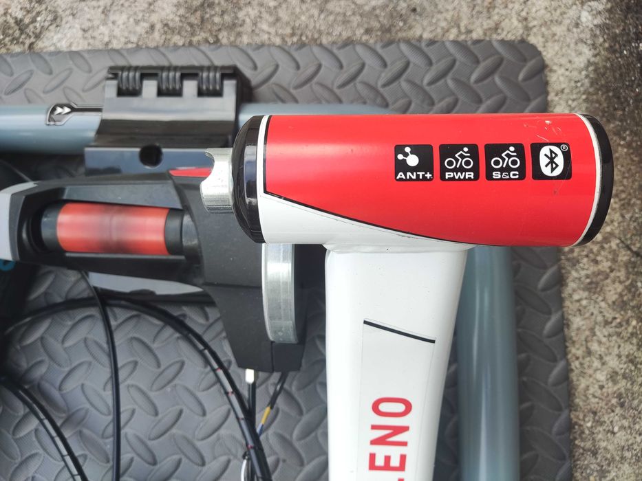 Rolo de Treino ELITE Aleno Smart Interativo