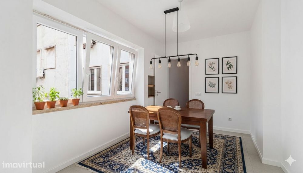 T3 Campo Pequeno - Remodelado pronto a entrar